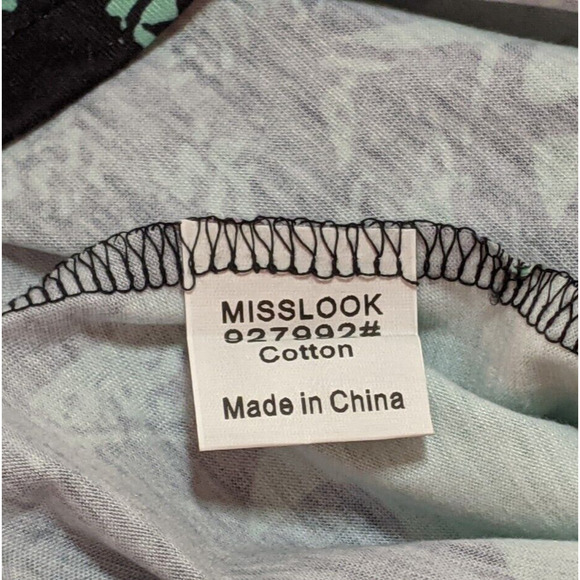 Misslook Short Sleeve Top Women’s Size 2XL Green and Black Design V Neck - Picture 5 of 5